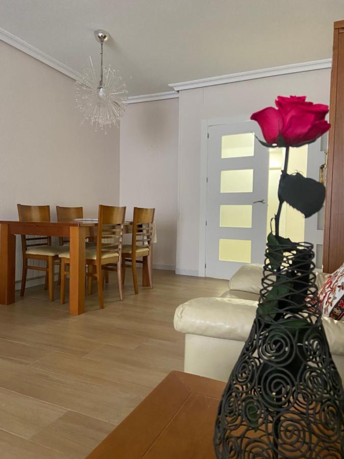 Apartment Plaza Del Arco